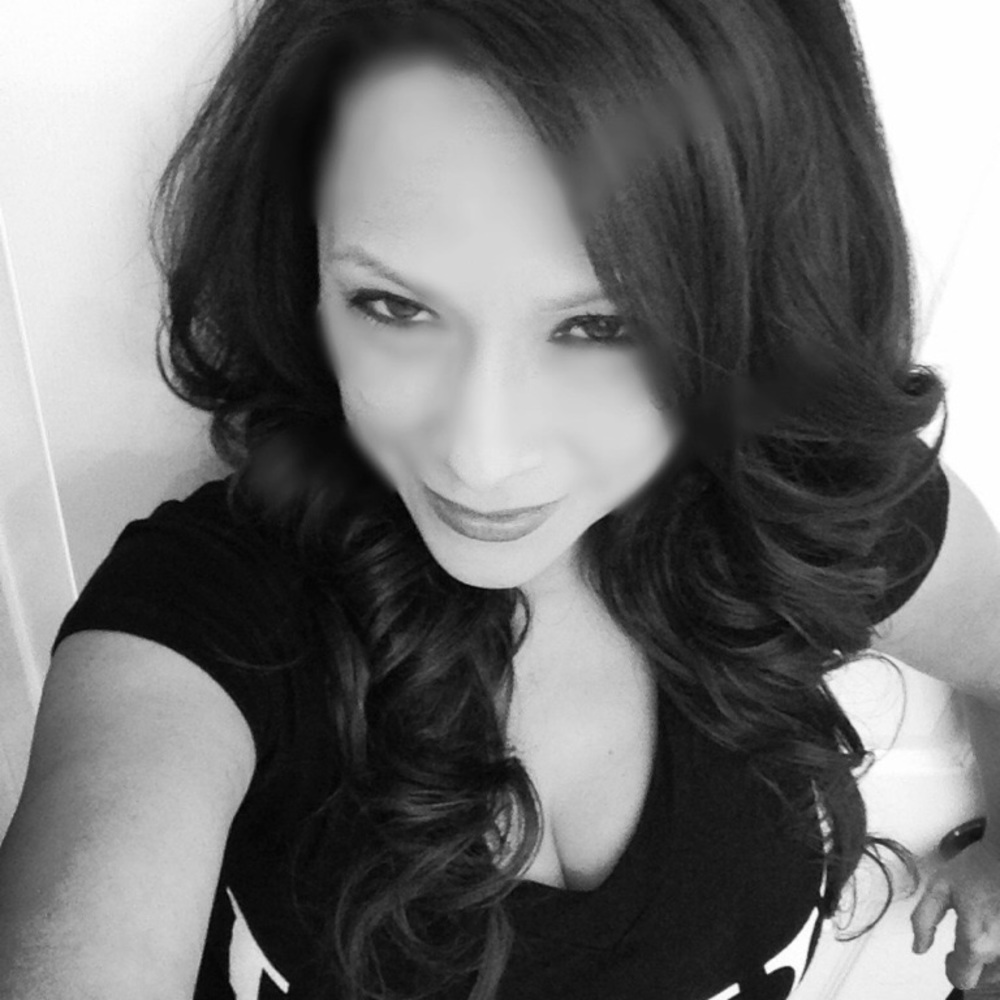 Meet your Posher, Eva